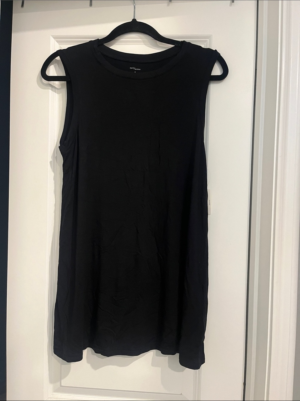 Daily Ritual Black Sleeveless Tank Top